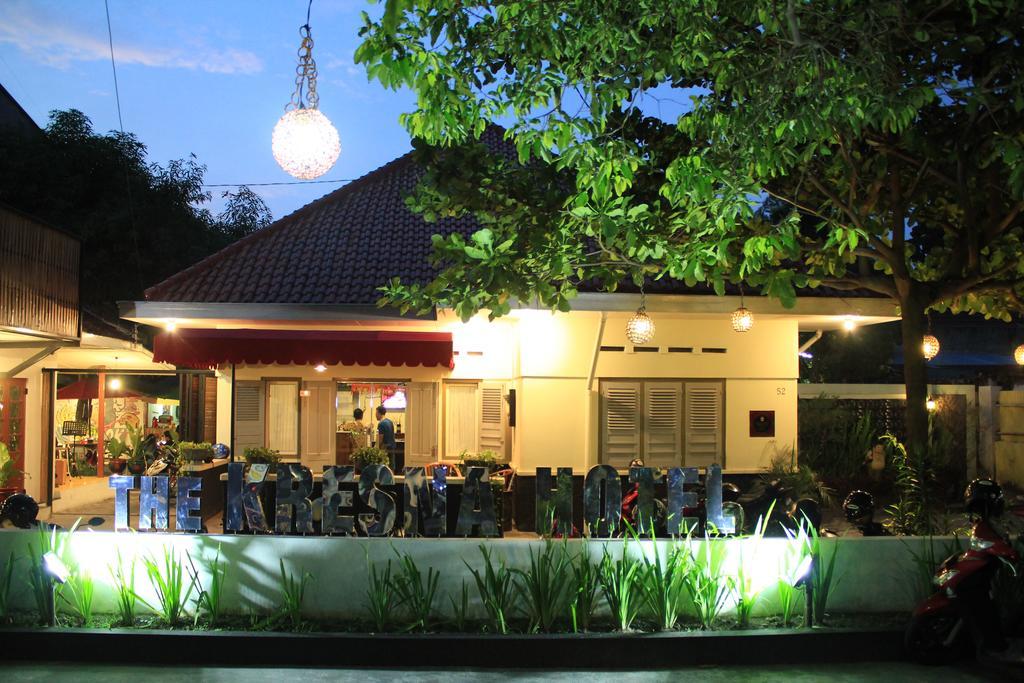 The Kresna Hotel Jogjakarta Buitenkant foto